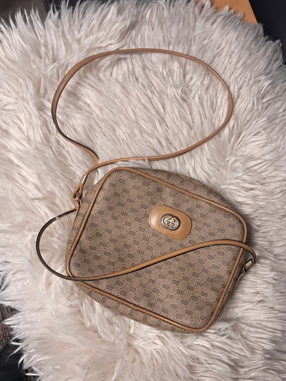 Vintage Gucci Micro GG Supreme Crossbody Bag Camera Purse Canvas Tan Brown 80s